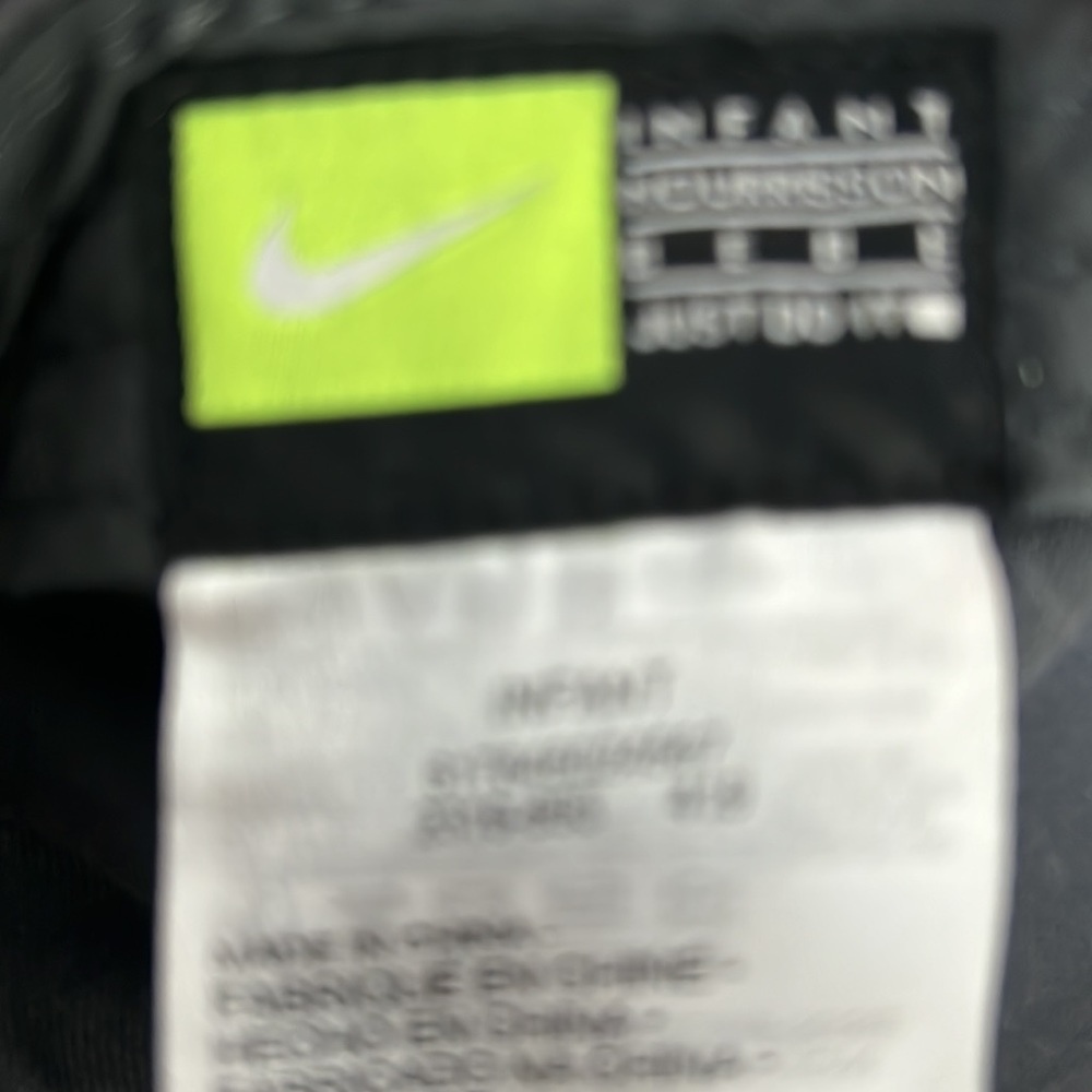 Nike cap - Picture 2 of 2